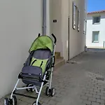 Joli 2** à 2 Pas De La + Parking Inclus Appartamento *