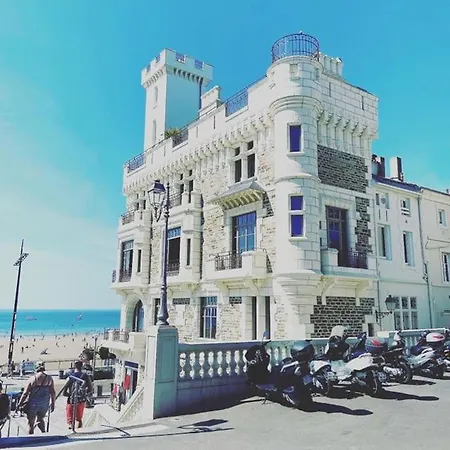 Apartamento Joli 2** à 2 Pas De La + Parking Inclus *